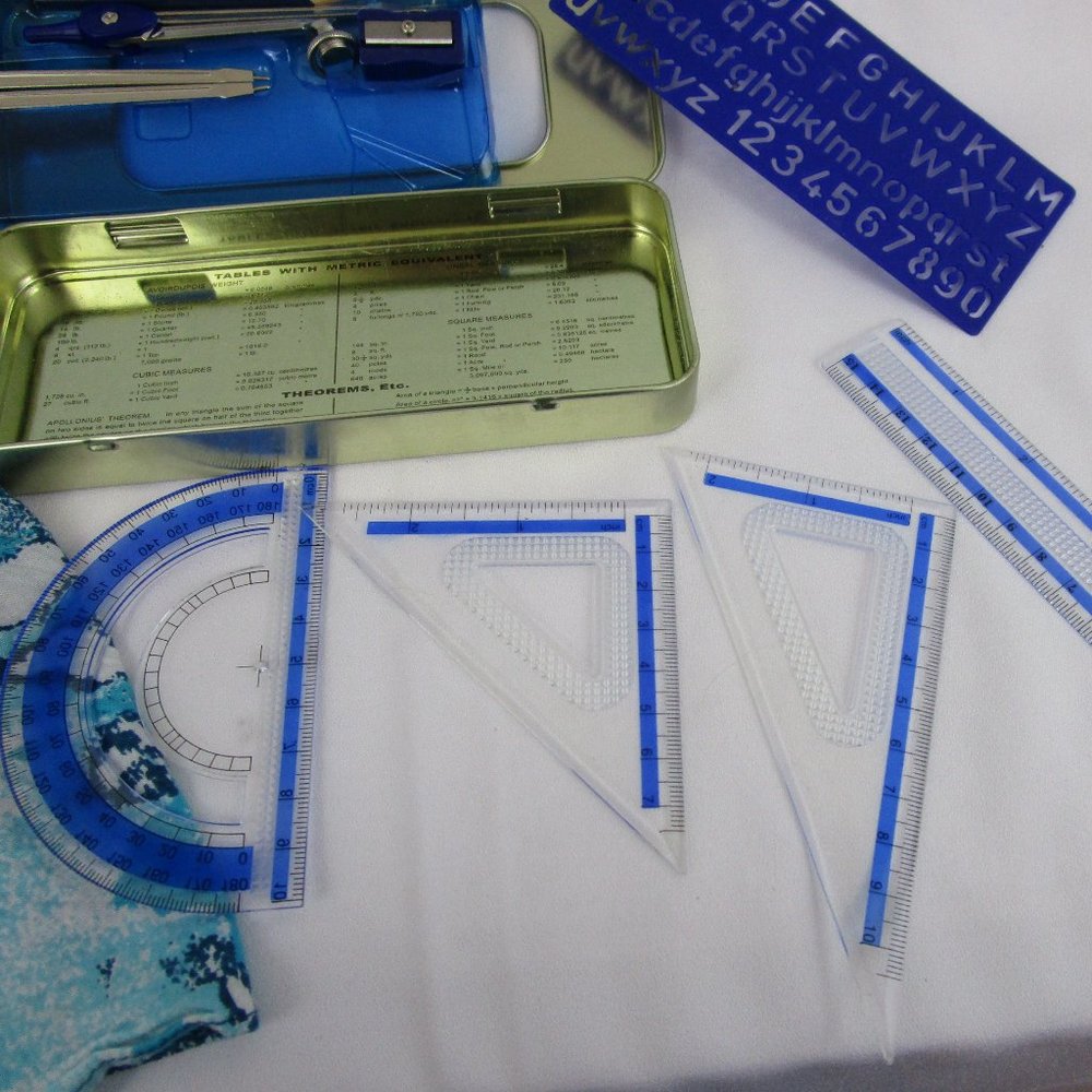 NWOT Staedtler Xcellence Mathematical Instrument Set - Picture 9 of 10
